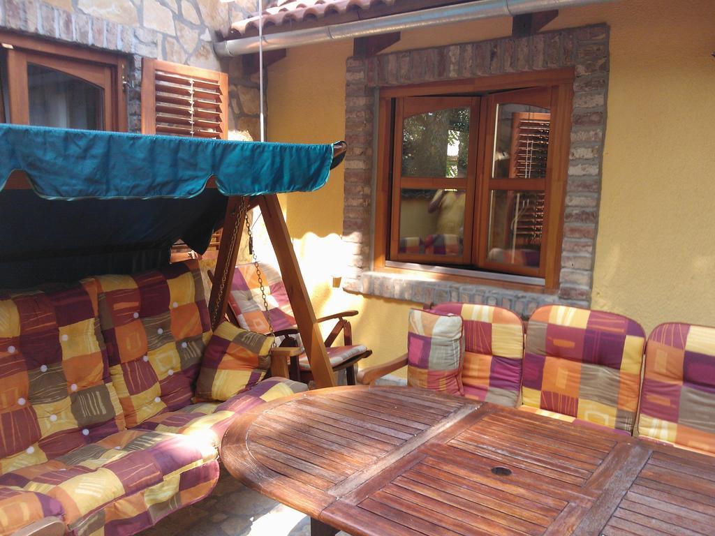 Mediterran Apartmanhaz Szantod Ngoại thất bức ảnh